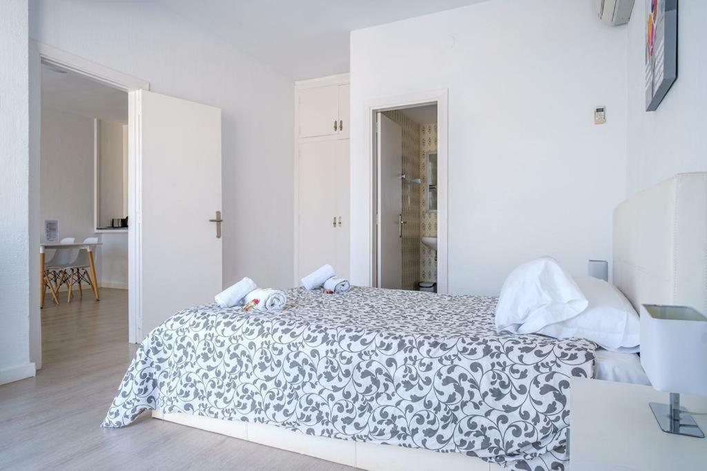 Jacaranda Apartments & Studios Es Cana Exteriér fotografie