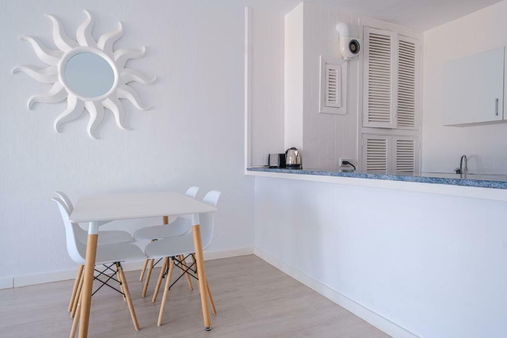 Jacaranda Apartments & Studios Es Cana Exteriér fotografie